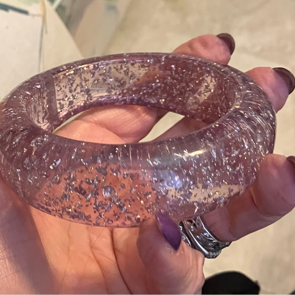 Vintage Lucite encased glitter, freeform, purple bangle bracelet